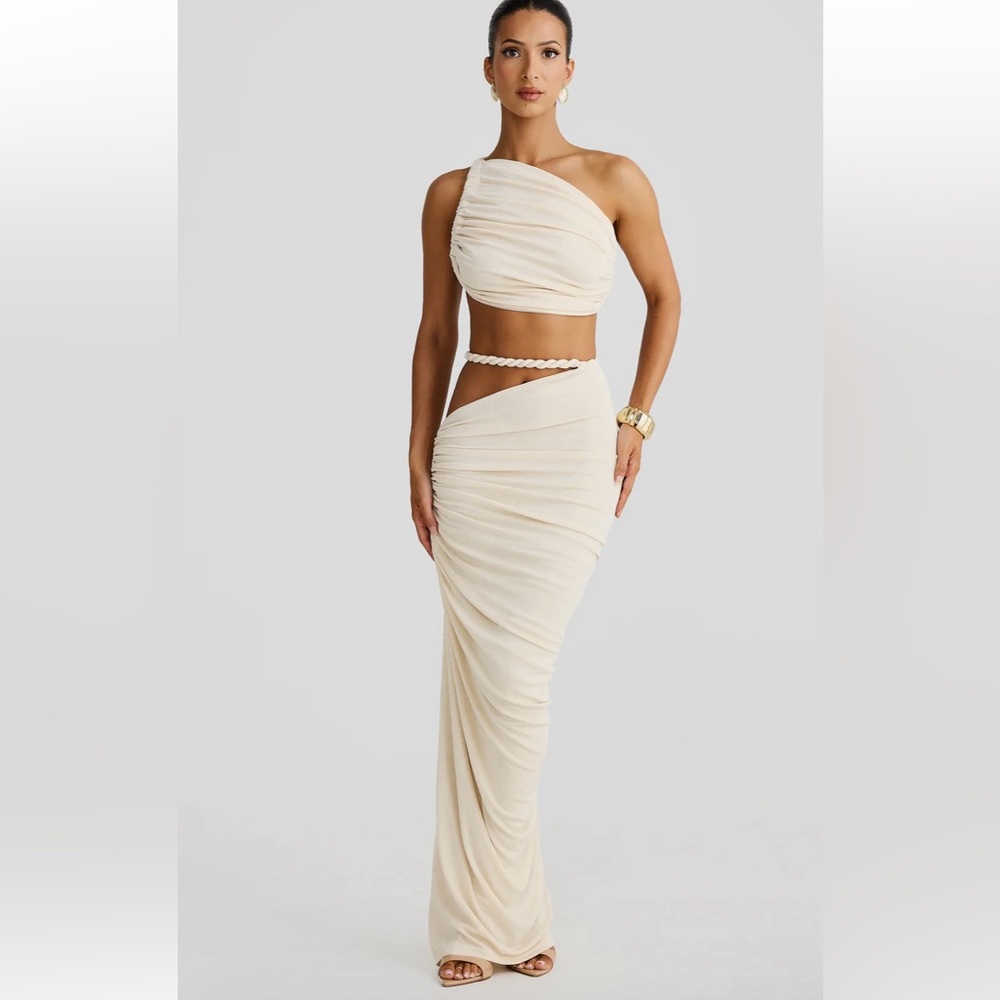 Melani the label One-Shoulder Cream Crop Top and Maxi Skirt